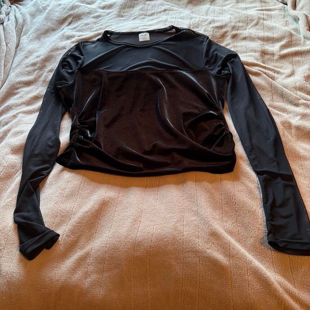Wild Fable Long Sleeve Velvet and Mesh Top  Size L